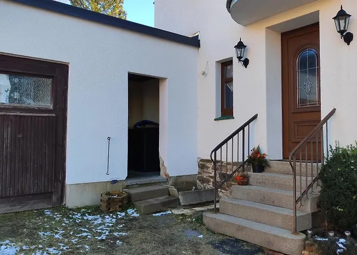 Ansimali 2 - Mit Wohn- Und Schlafraum, Integrierter Kuechenzeile, Separater Dusche Und Wc - Ideal Fuer Alleinreisende Und Monteure Am Spiegelwald